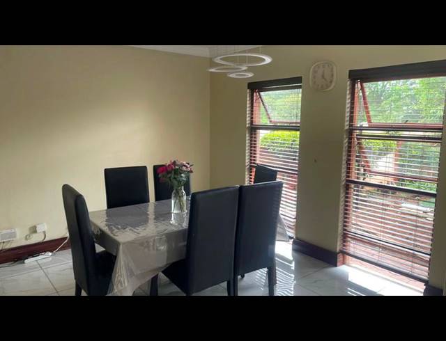 3 BEDROOM HOUSE FOR SALE IN ELDOGLEN